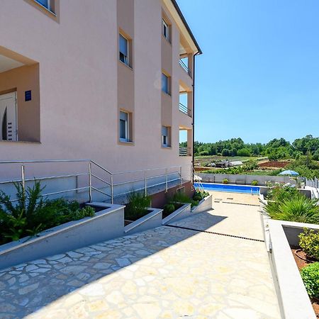 Stancija Amoroso Porec Apartments מראה חיצוני תמונה