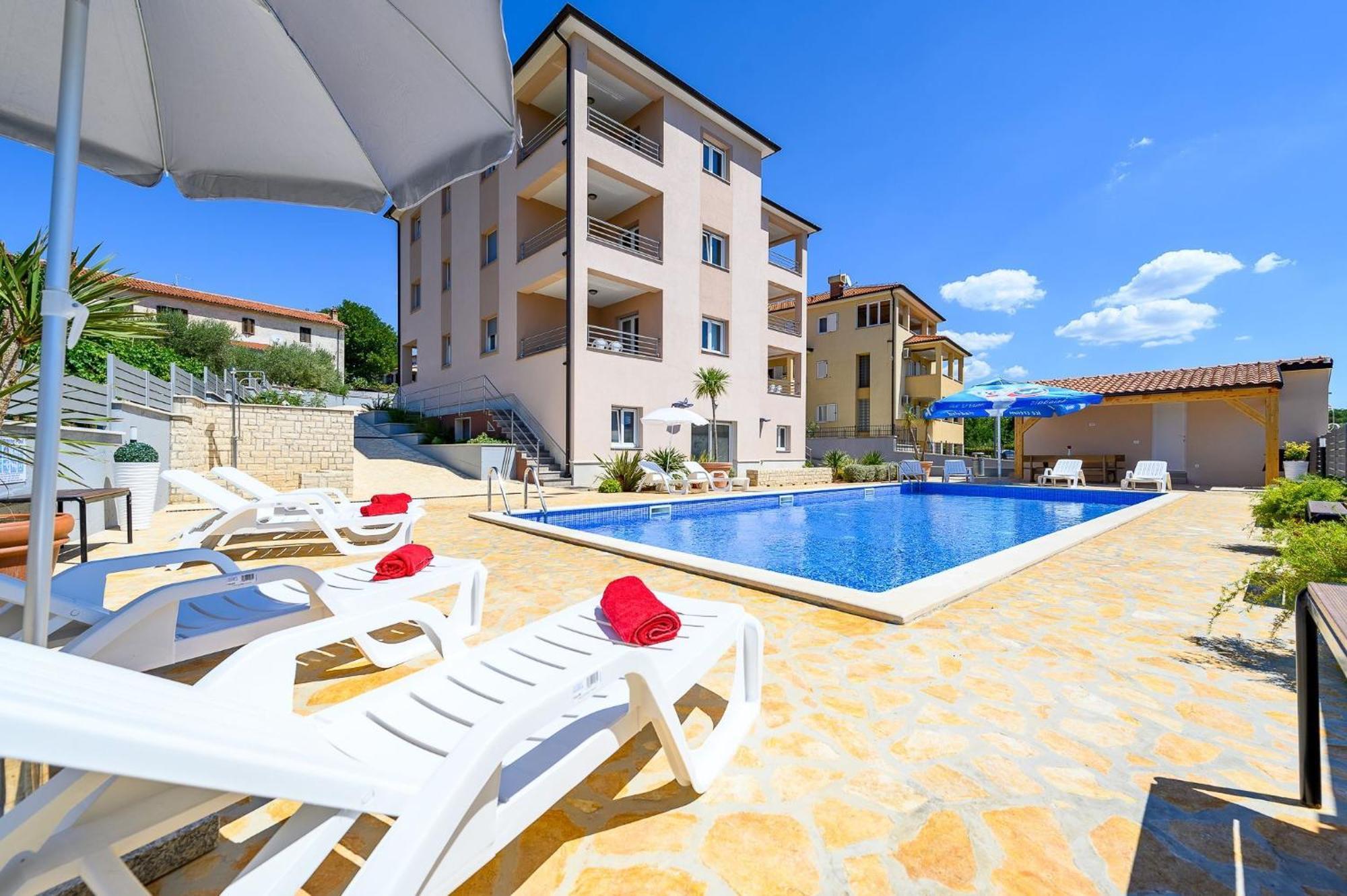 Stancija Amoroso Porec Apartments מראה חיצוני תמונה